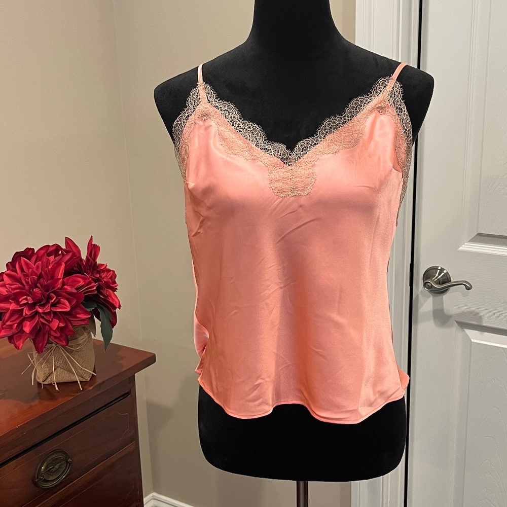 Victoria’s Secret Melon Orange Lace Trim Silky Camisole M